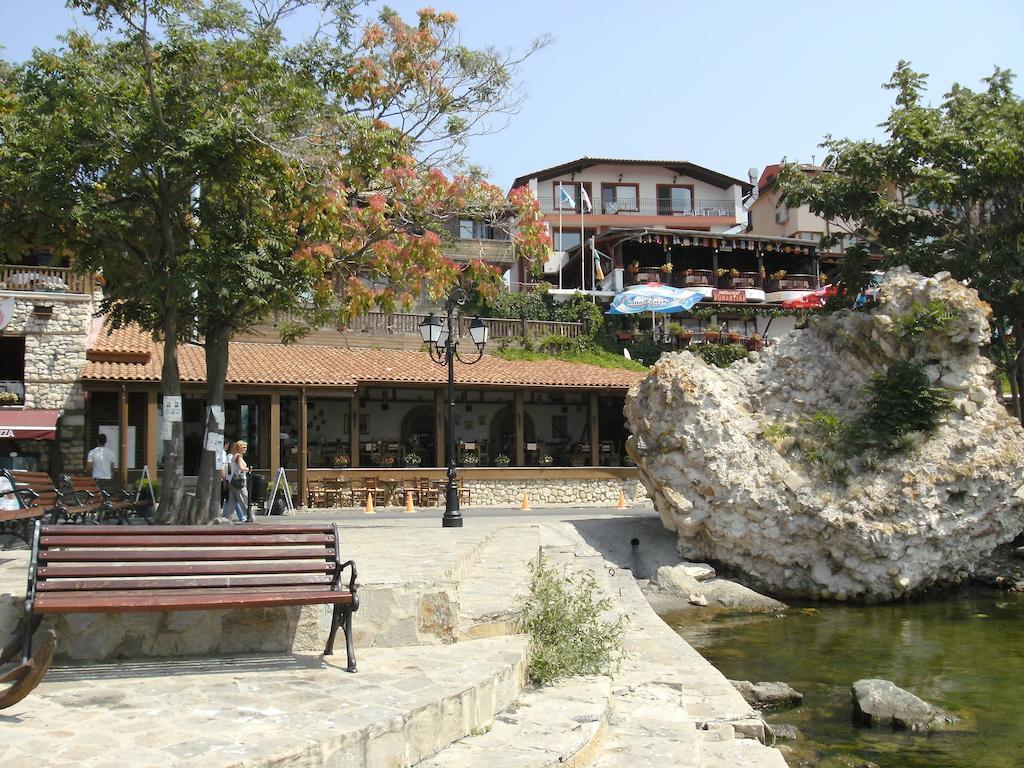 Emona Guest House Несебир Екстер'єр фото